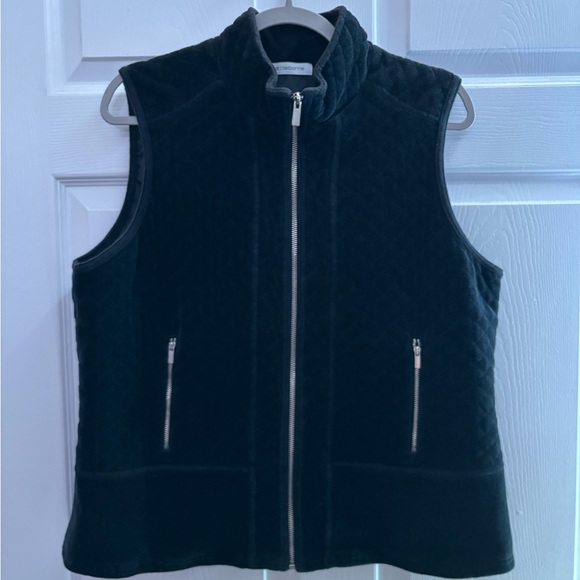 Liz Claiborne Jackets & Blazers - women’s large black liz‎ claiborne zip up vest